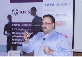 Sunil Agarwal coaches professionals on brokerage concepts